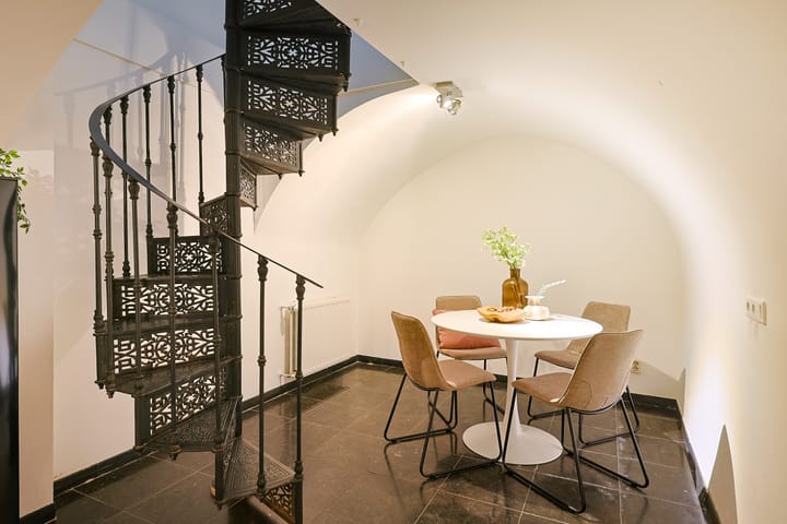 Foto 24 van Plompetorengracht 11-A