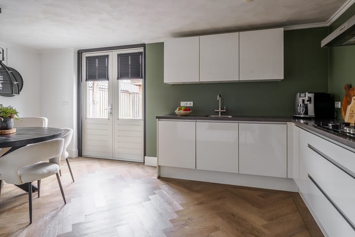 Photo 3 of Schout Doddestraat 24