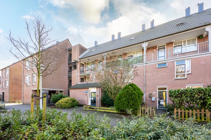 Photo 4 of Wethouder Serrurierstraat 32