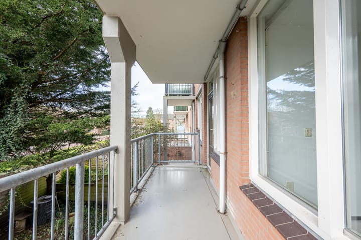 Photo 5 of Wethouder Serrurierstraat 32