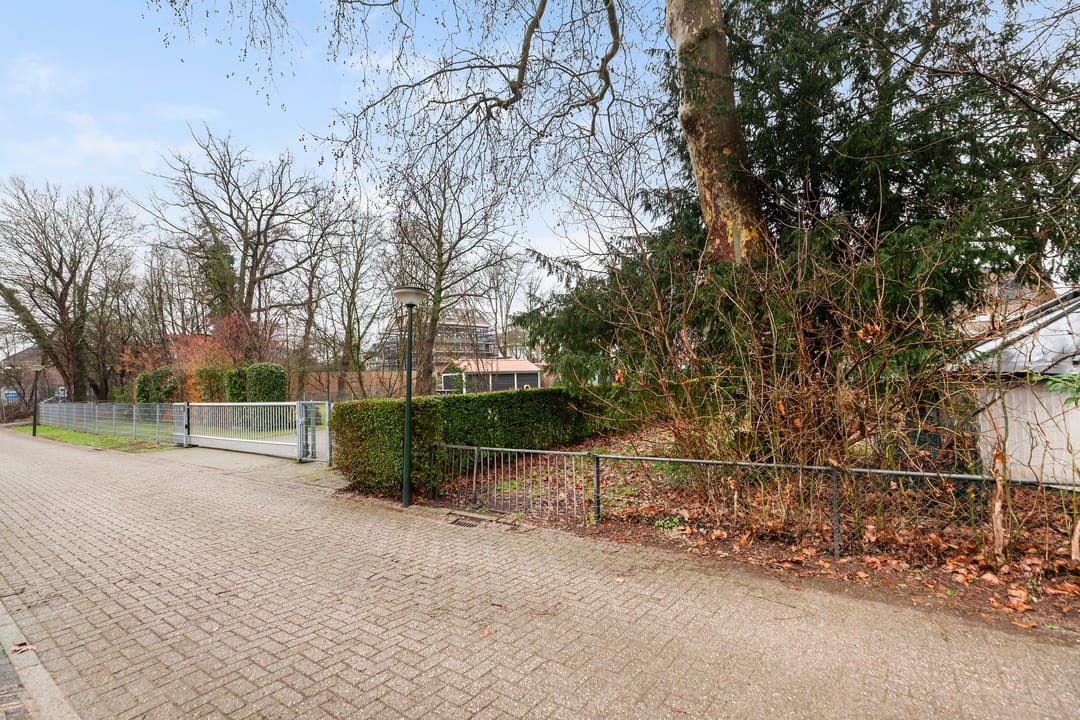 Photo 38 of Houweningeweer 26