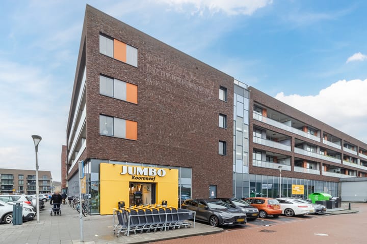 Photo 24 of Prins Bernhardstraat 1-H