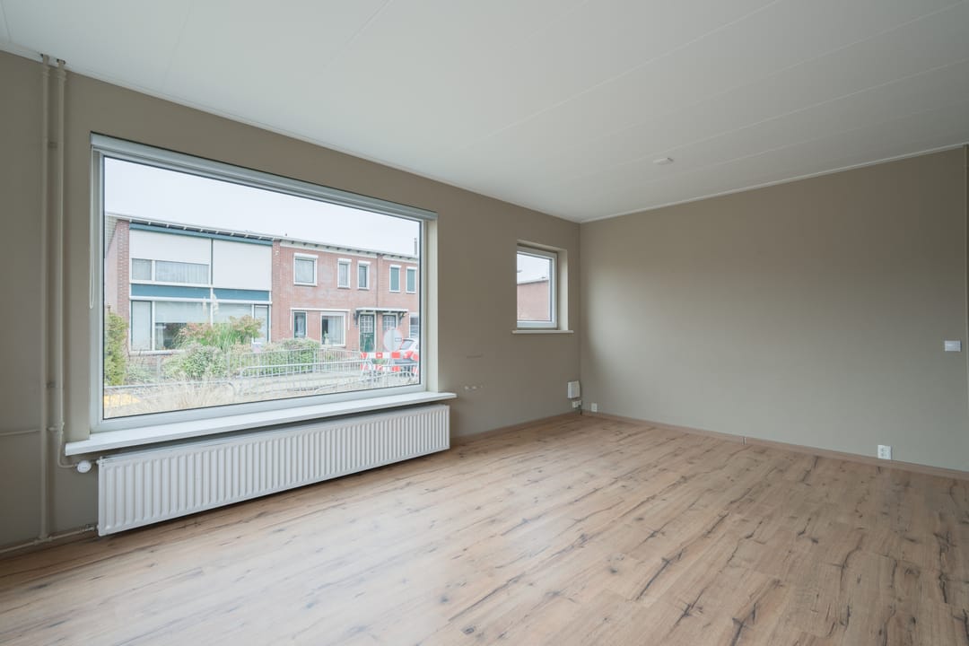 Photo 17 of Oranjestraat 17