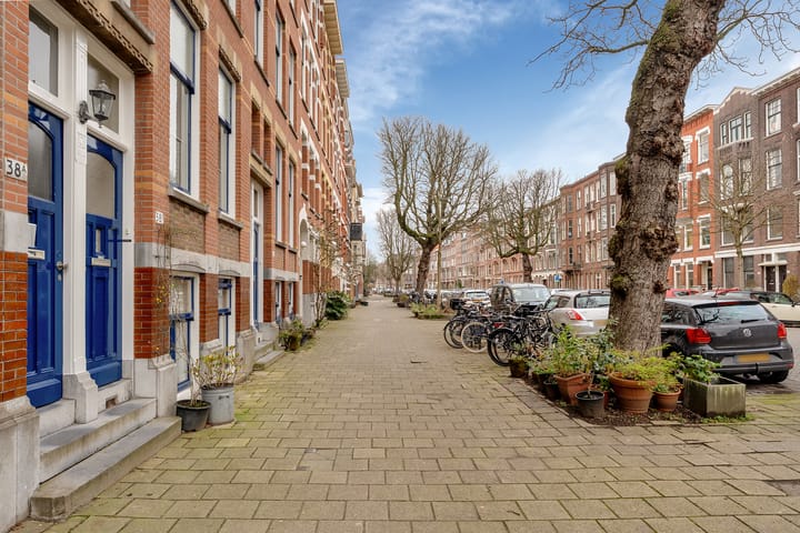 Foto 21 van Burgemeester Meineszlaan 38-A01