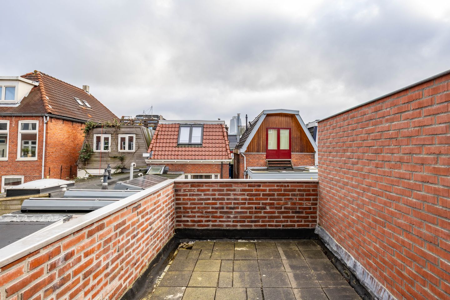 Photo 4 of Warmoesstraat 25-A