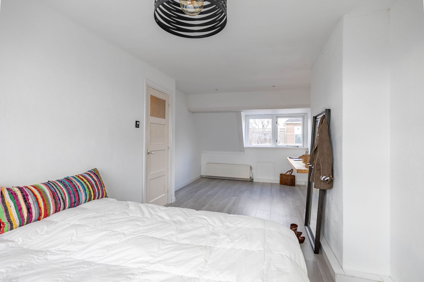 Photo 19 of Warmoesstraat 25-A