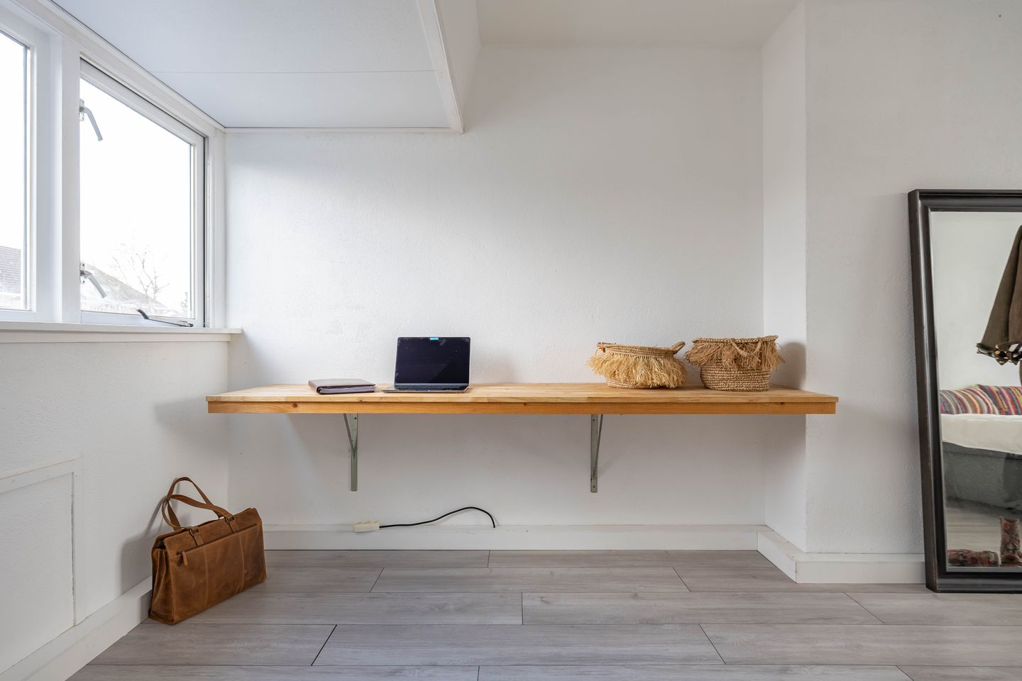 Photo 20 of Warmoesstraat 25-A