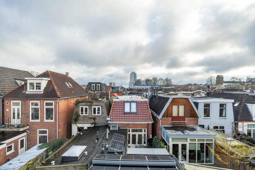 Photo 26 of Warmoesstraat 25-A