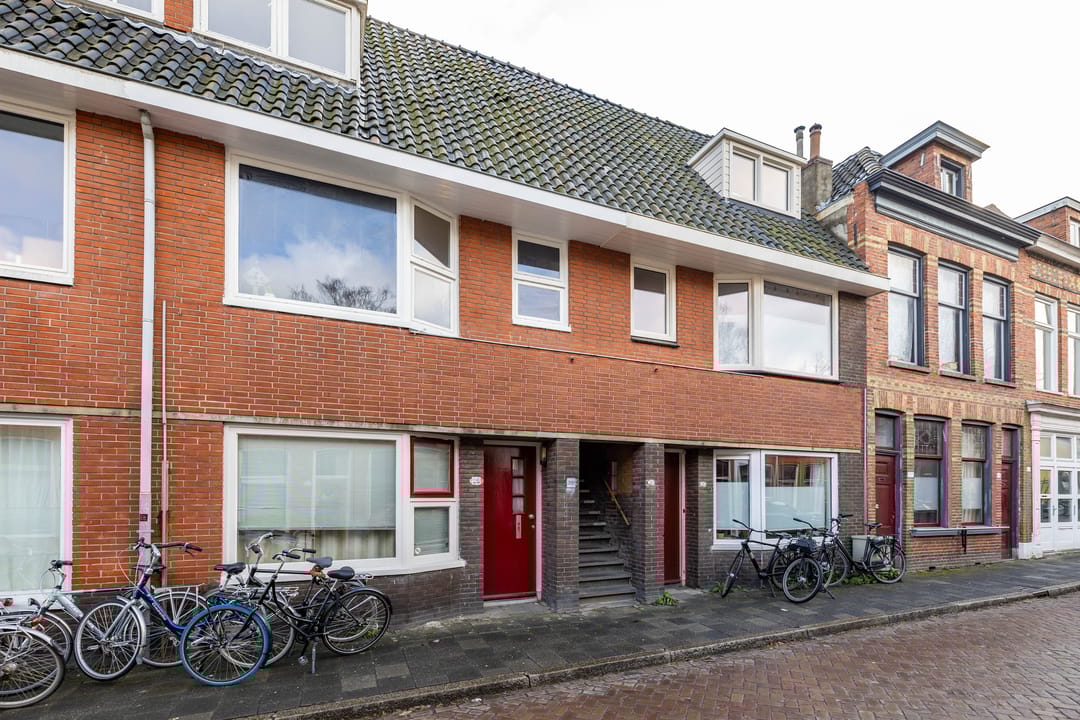 Photo 31 of Warmoesstraat 25-A