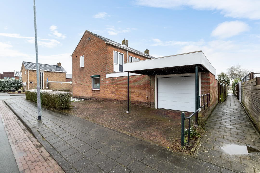 Foto 2 van Roerstraat 13