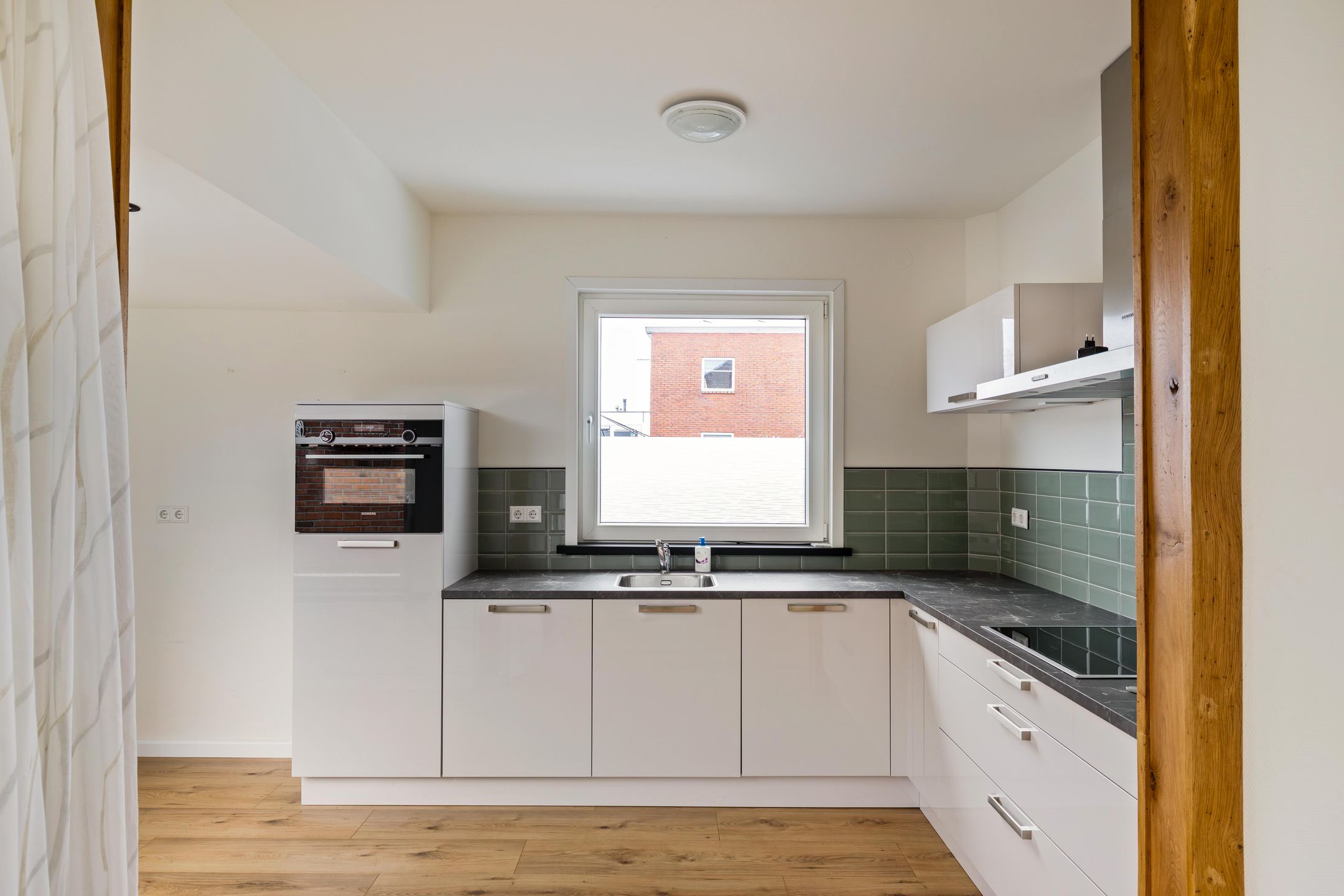 Foto 3 van Roerstraat 13