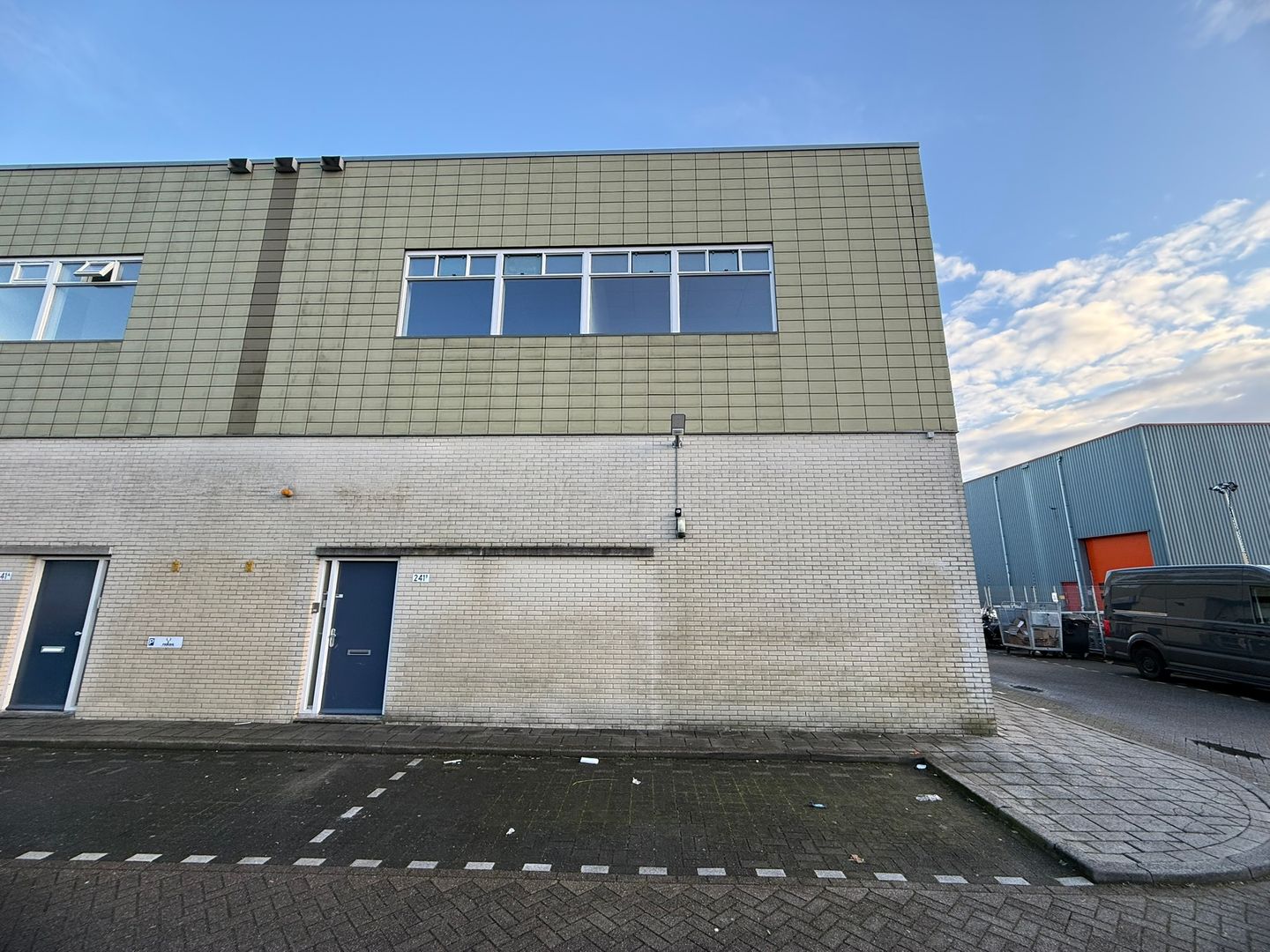 Bekijk foto 2 van Oude Middenweg 241-B