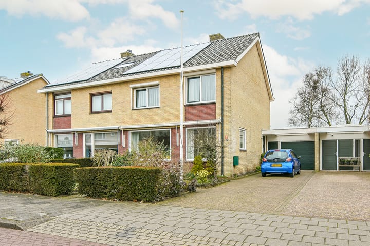 Foto 2 van Sportveldweg 64