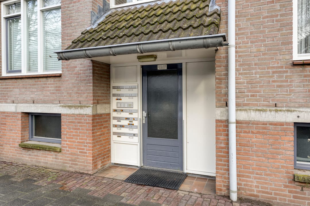 Photo 8 of Beugelsplein 2-B