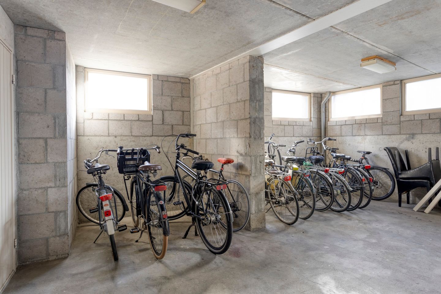 Photo 29 of Beugelsplein 2-B