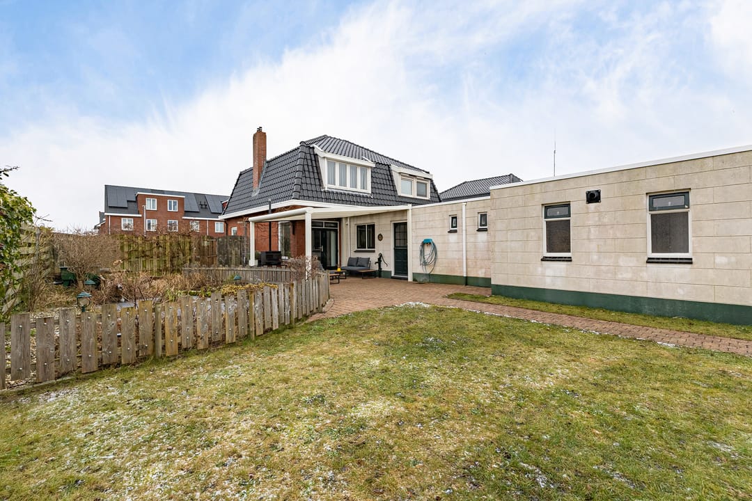 Foto 13 van Uitwierderweg 56