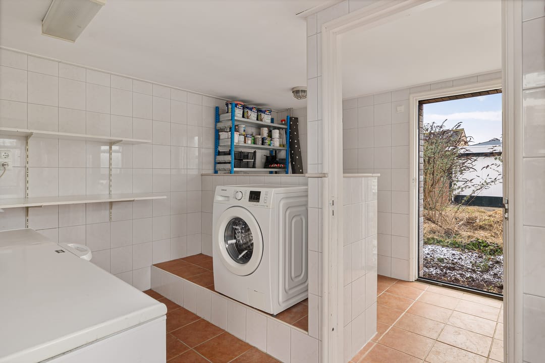 Foto 46 van Uitwierderweg 56