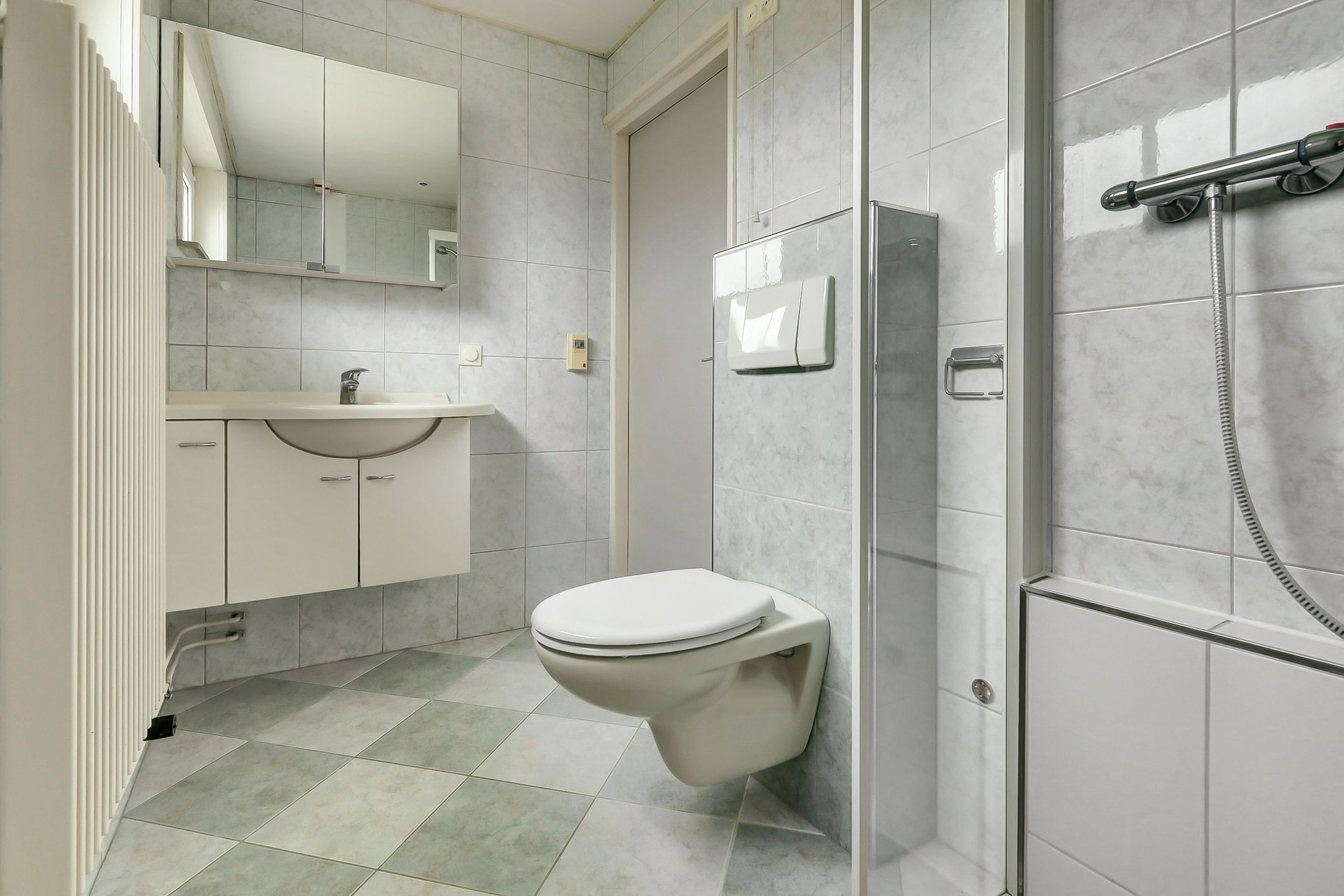 Photo 24 of Middenstraat 10