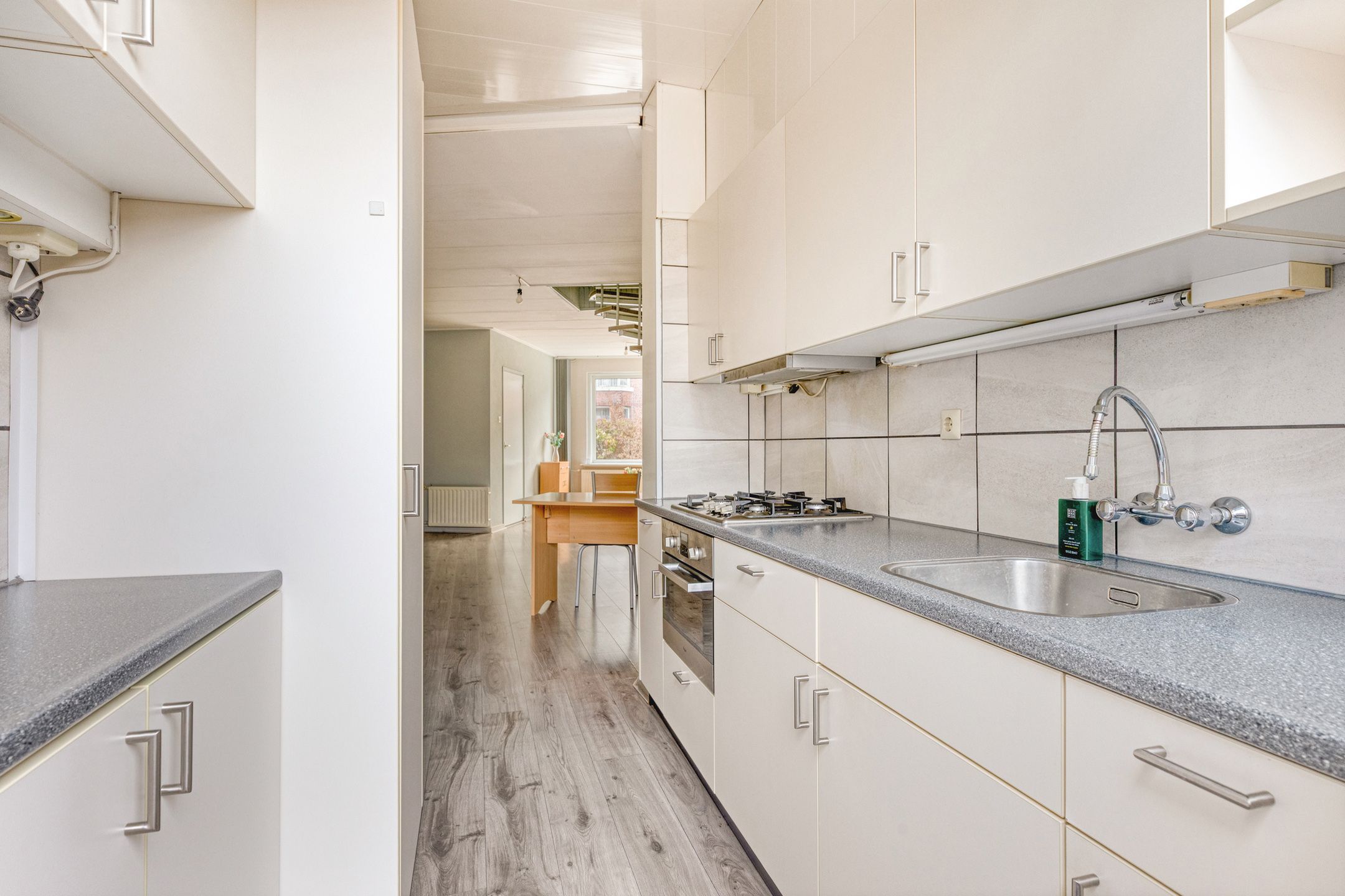 Foto 15 van Heuvelstraat 28