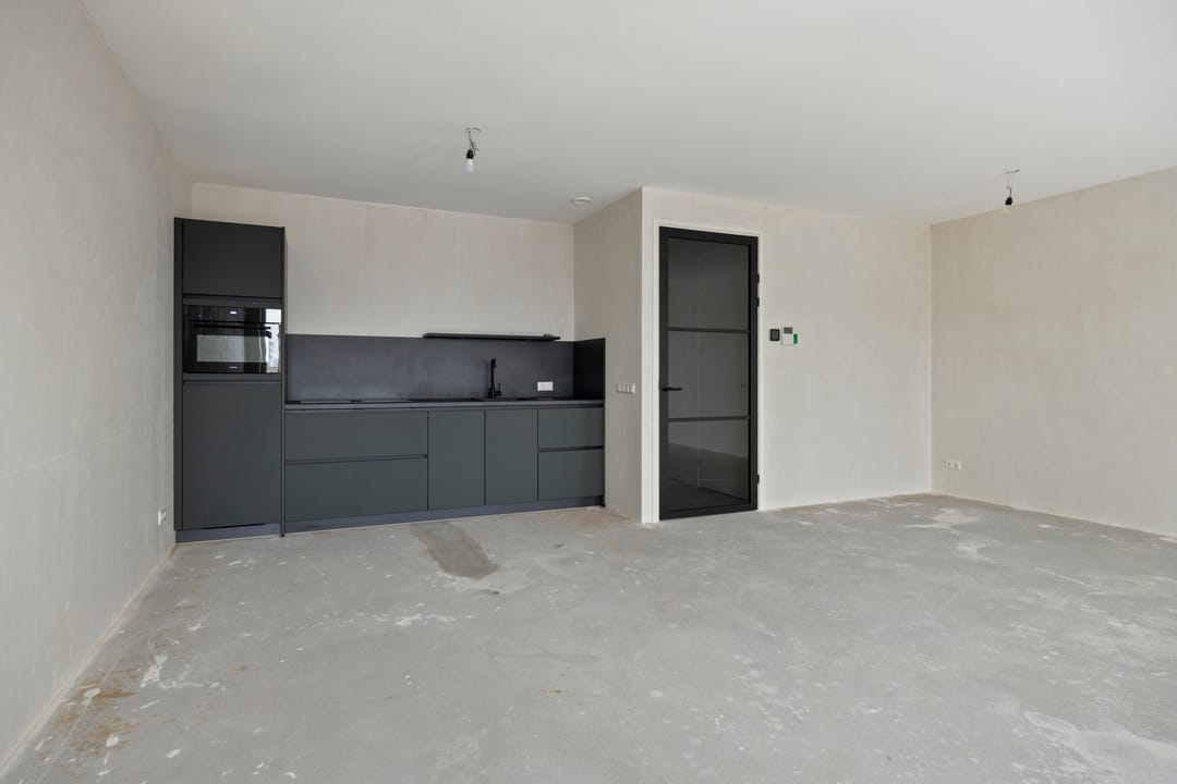 Photo 17 of Splitting 155-G