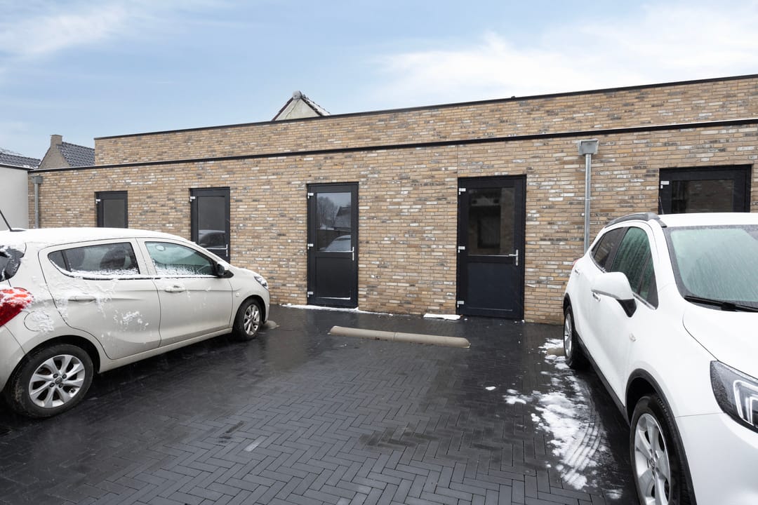 Photo 31 of Splitting 155-G