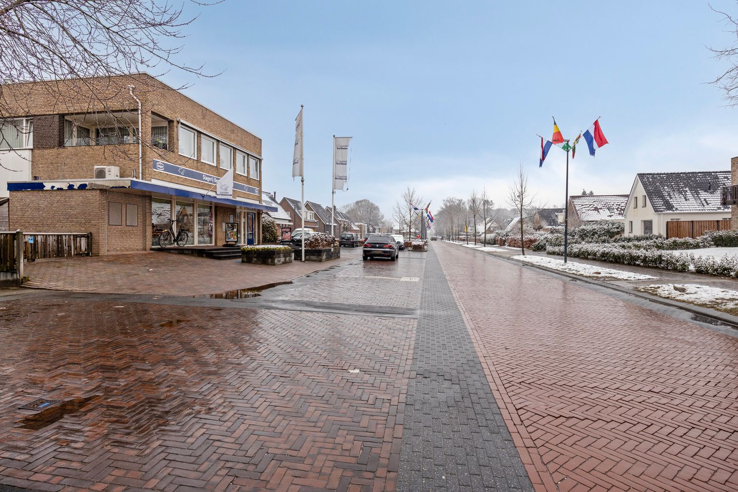 Photo 34 of Splitting 155-G