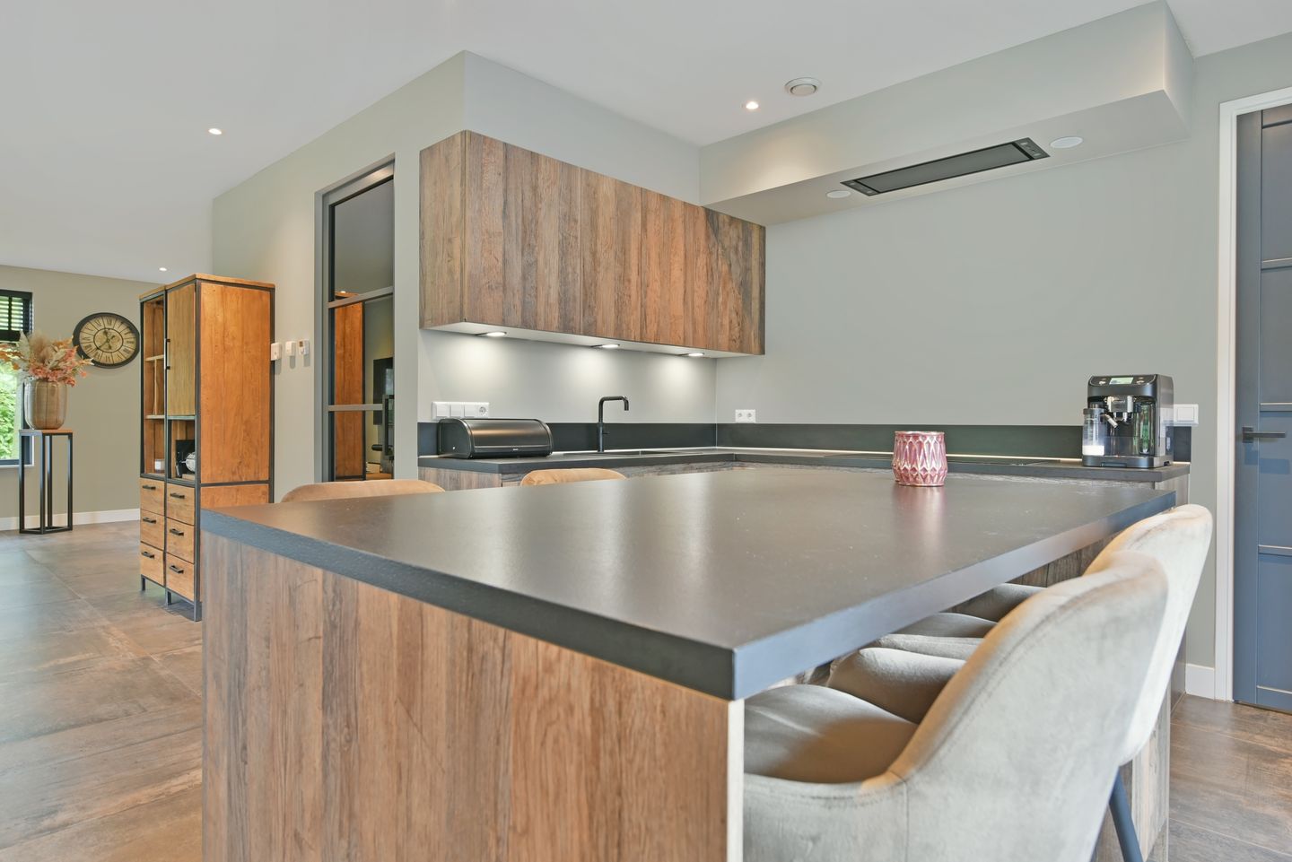 Foto 14 van Granpré Molièrestraat 7