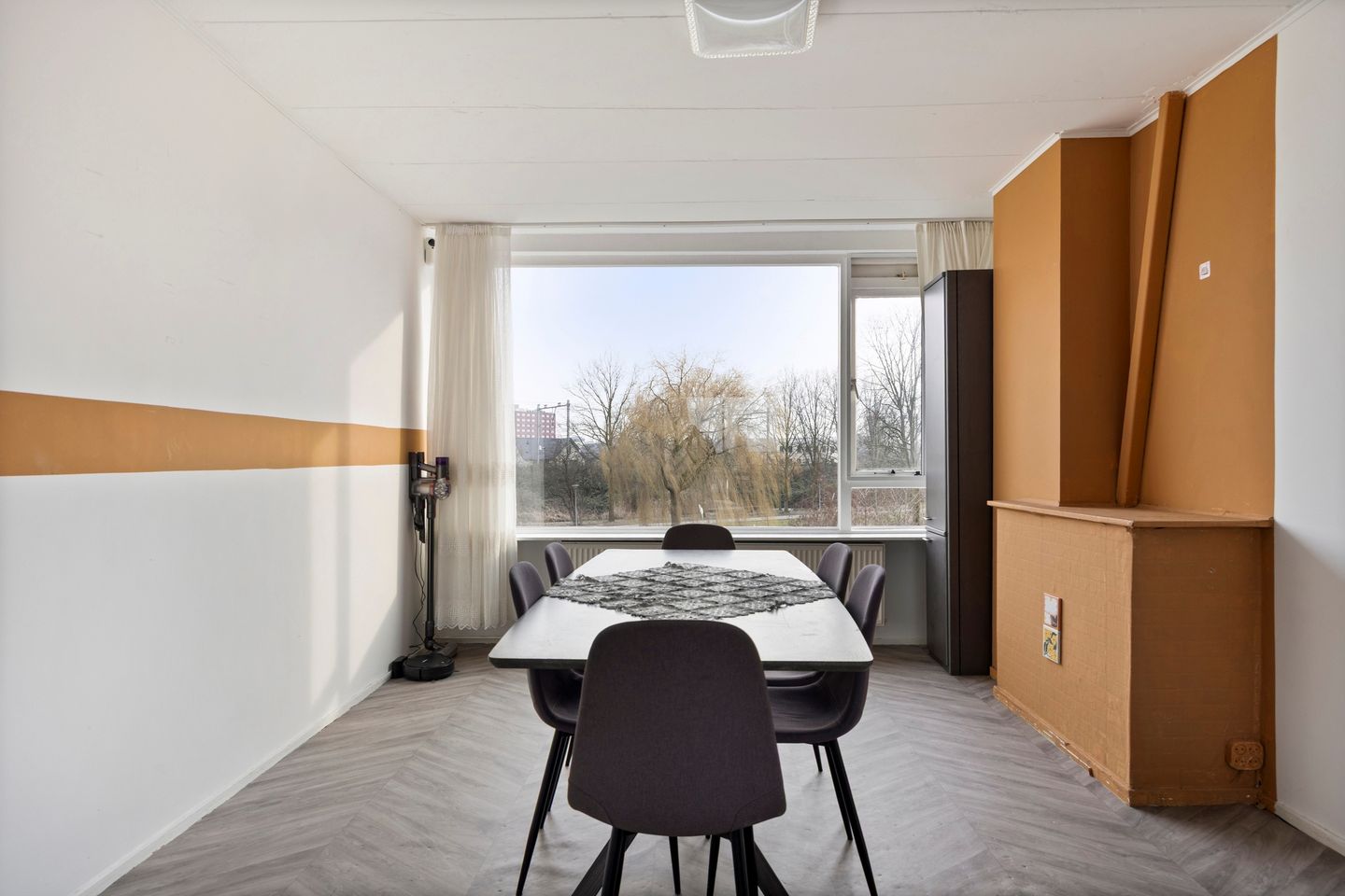 Photo 10 of van der Duyn van Maasdamlaan 134-B