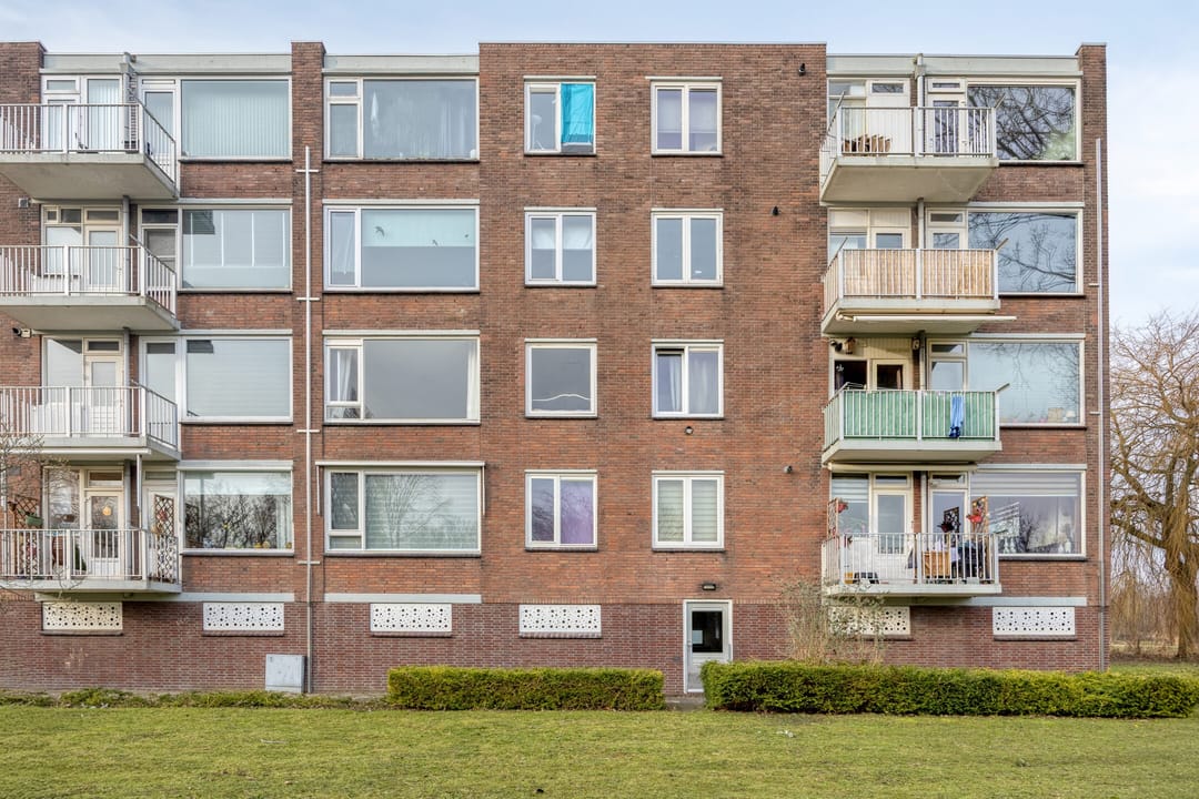 Photo 17 of van der Duyn van Maasdamlaan 134-B