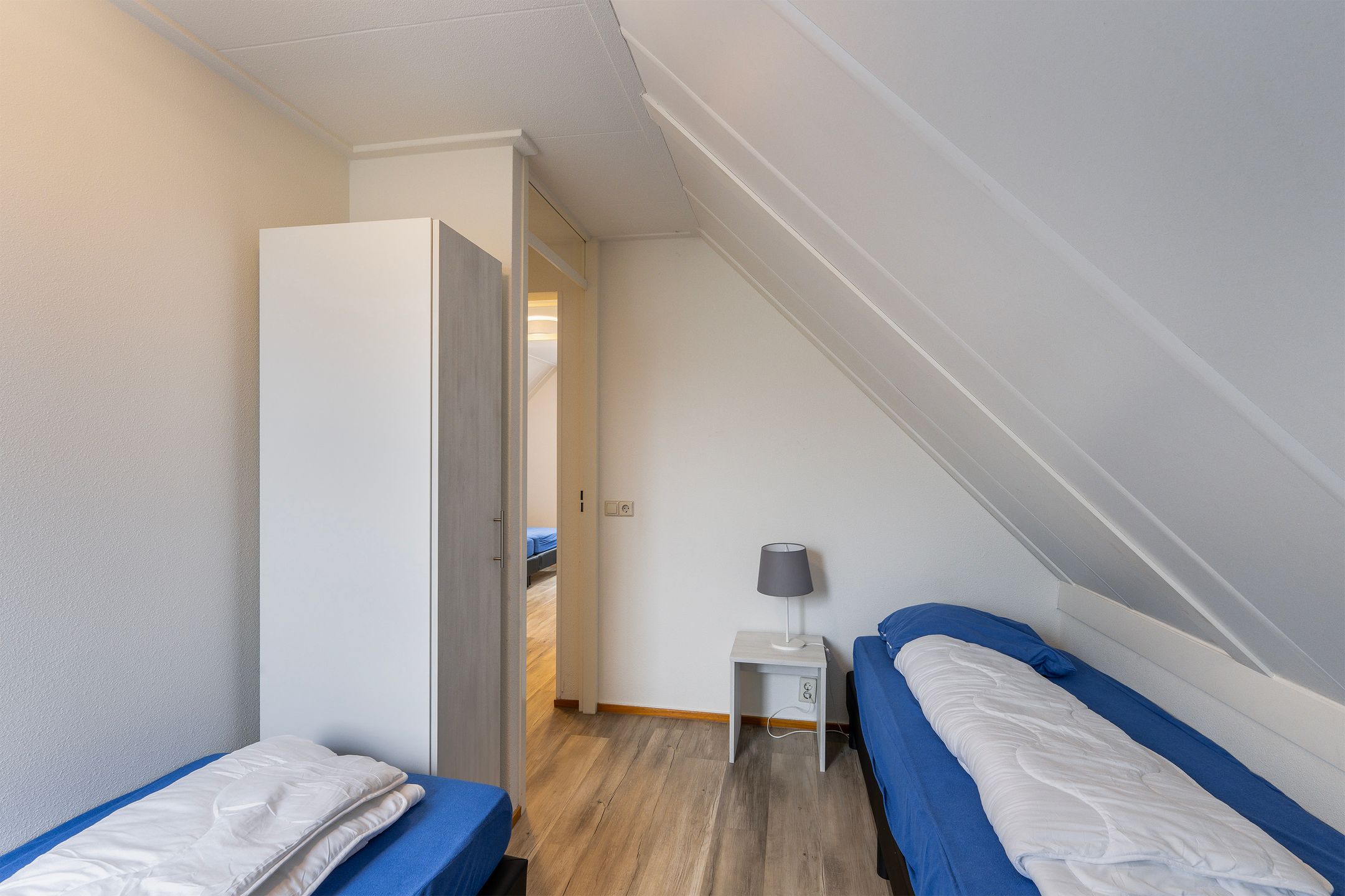 Foto 24 van De Heeren van 's-Gravensande 173