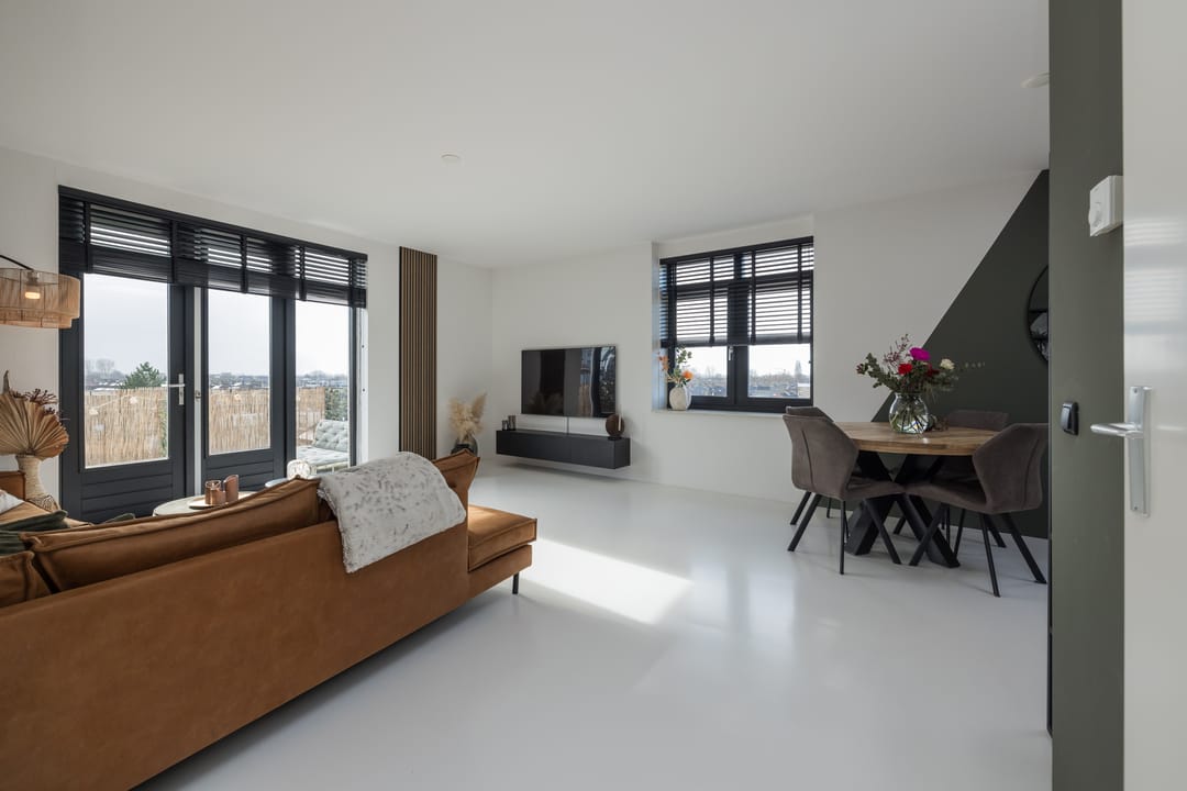 Foto 11 van Remiseplein 45