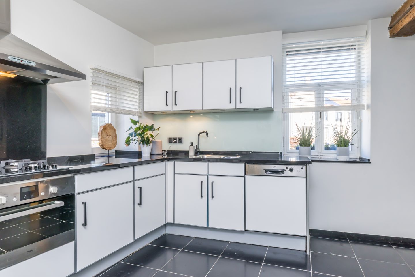 Foto 10 van Kerkstraat 106