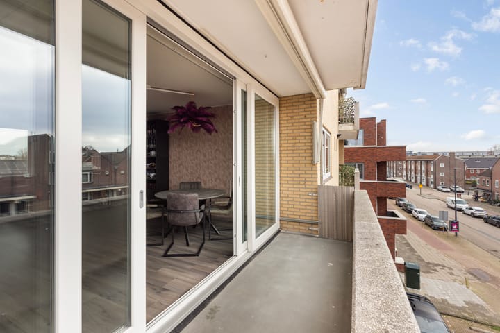 Foto 3 van Mgr. W.M. Bekkerslaan 14