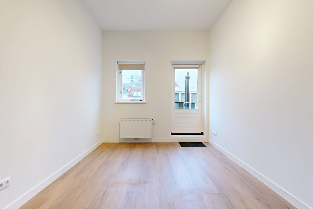 Photo 13 of Voorstraat 38-A