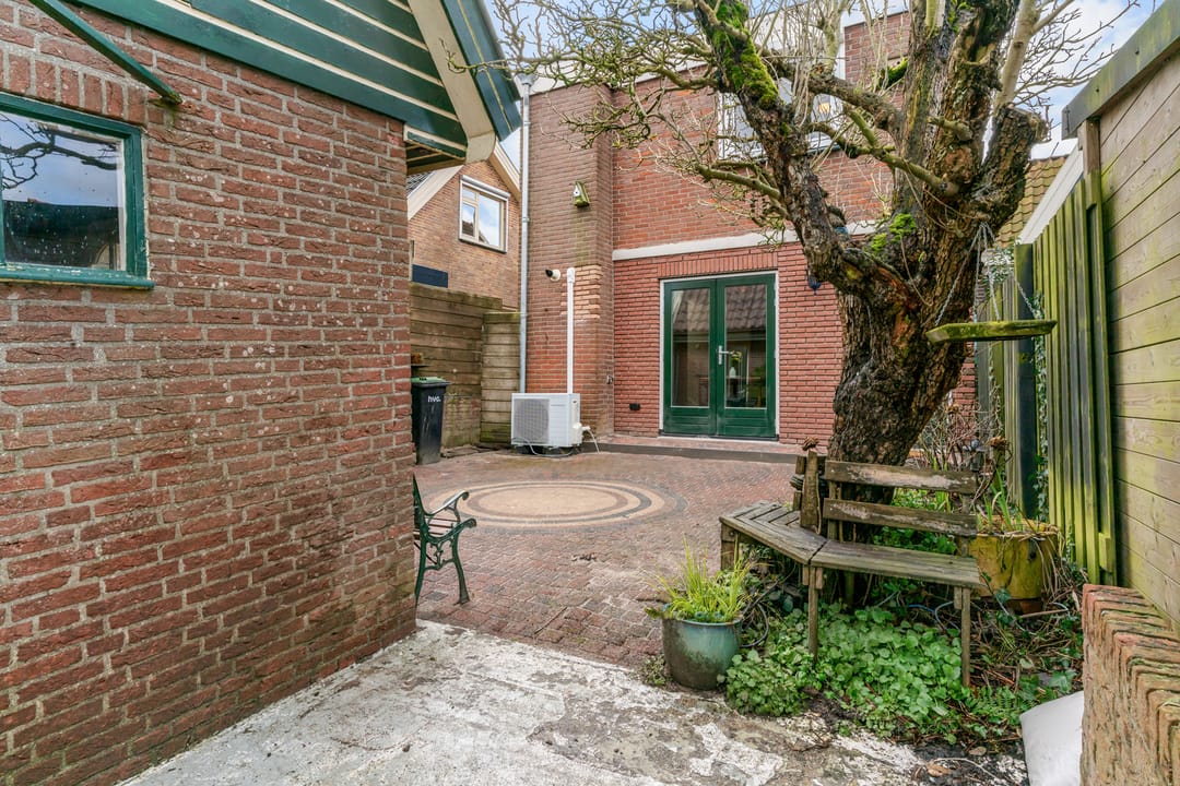 Foto 28 van Westeinde 305