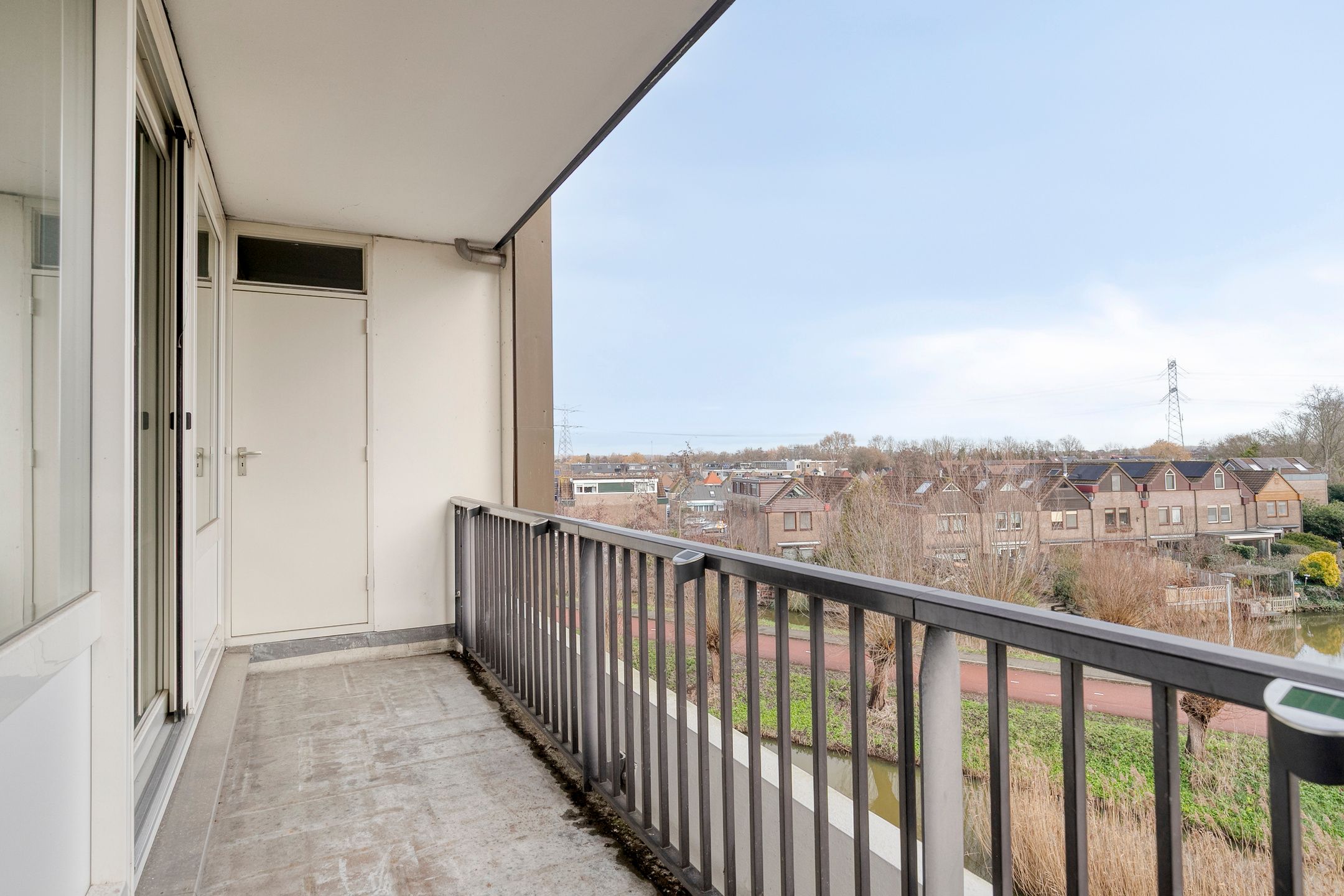 Foto 3 van Louvre 180