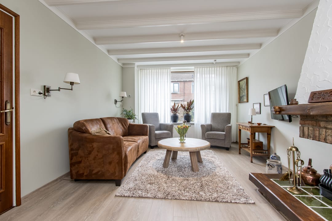 Photo 16 of Koningin Emmastraat 19