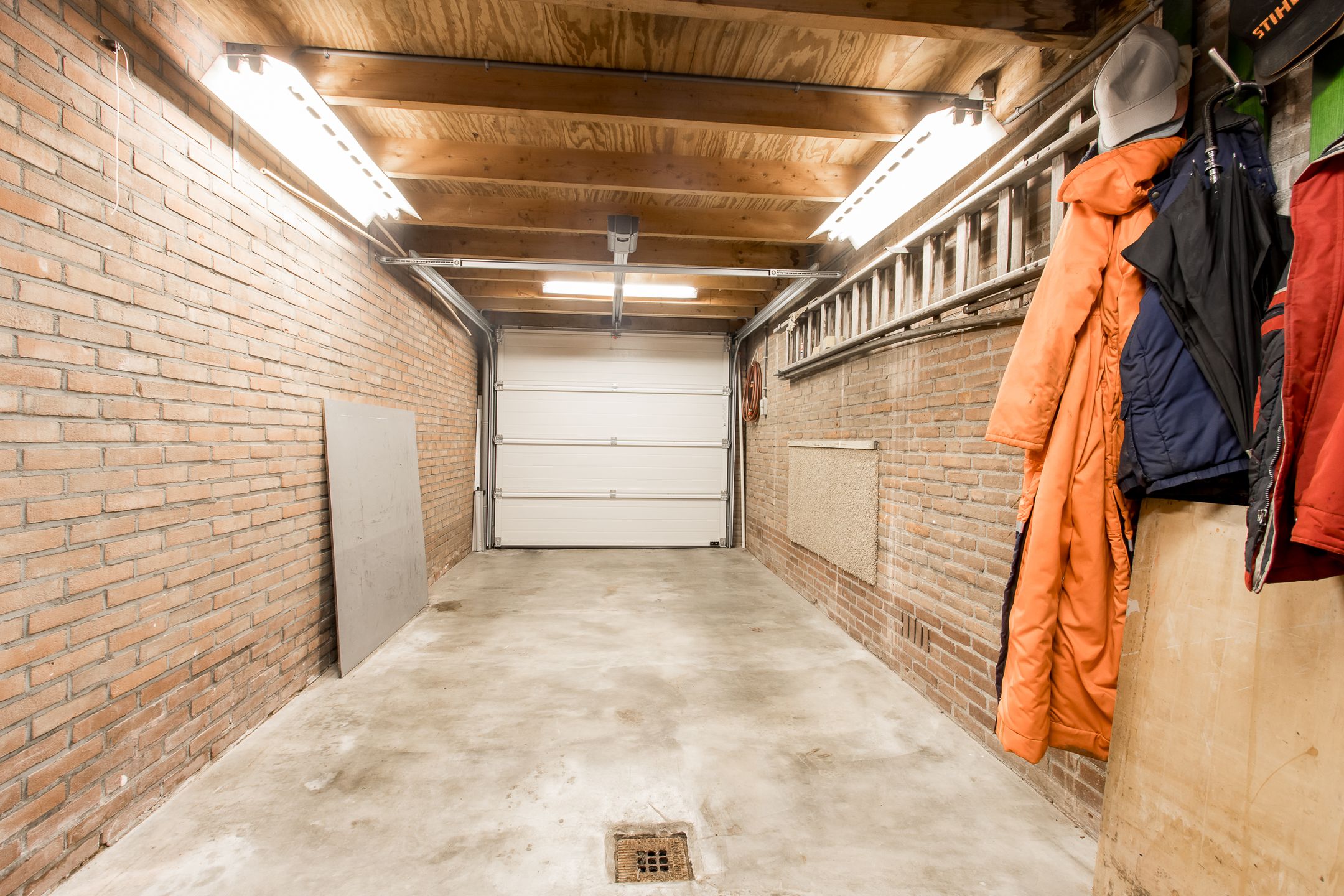 Photo 51 of Koningin Emmastraat 19