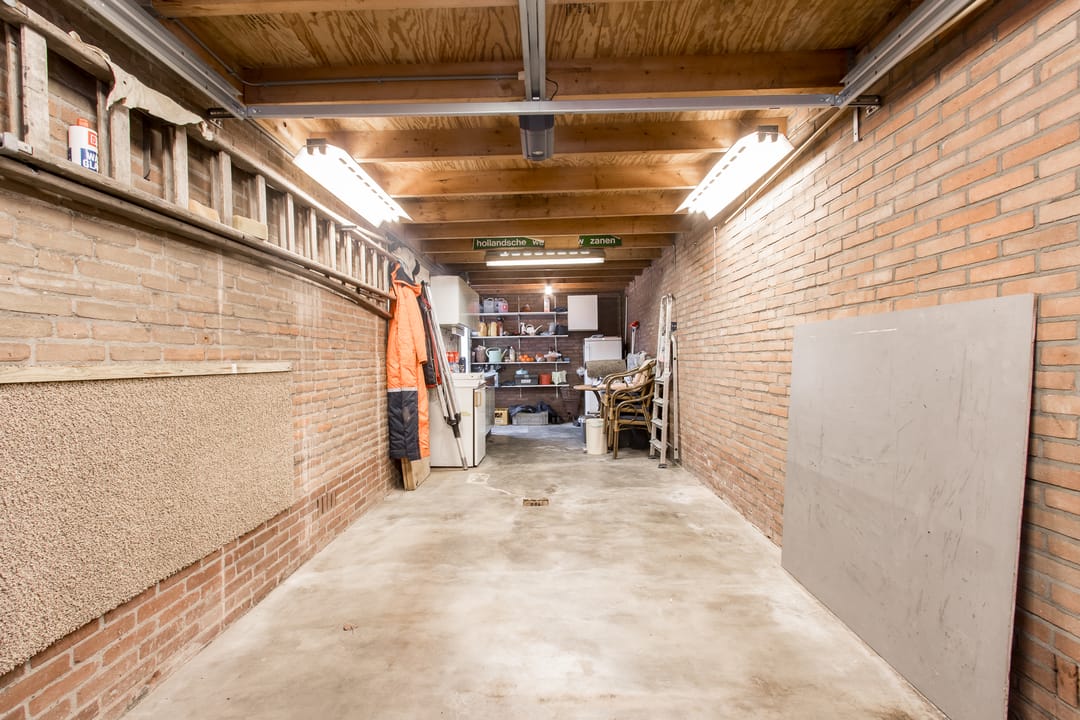 Photo 52 of Koningin Emmastraat 19