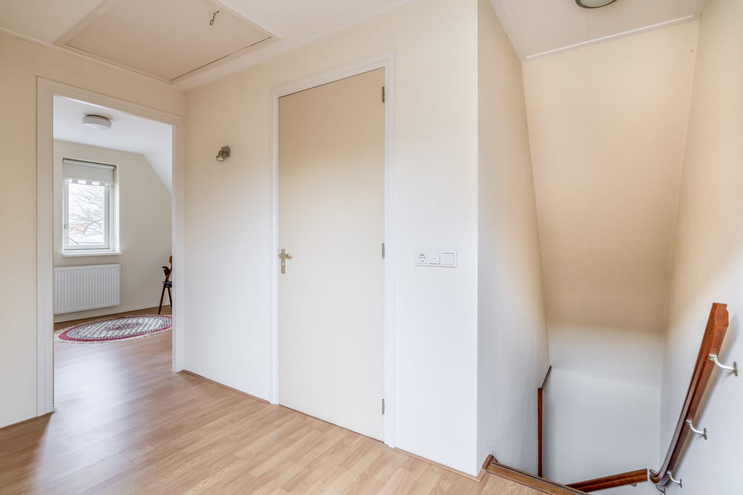 Photo 31 of Julianastraat 86