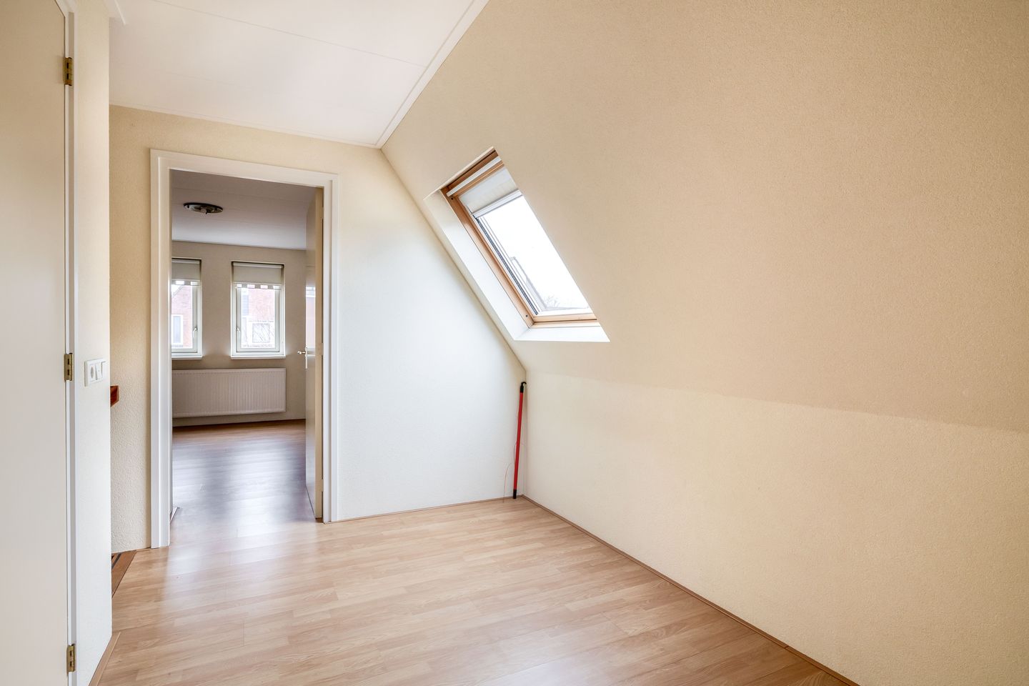 Photo 34 of Julianastraat 86