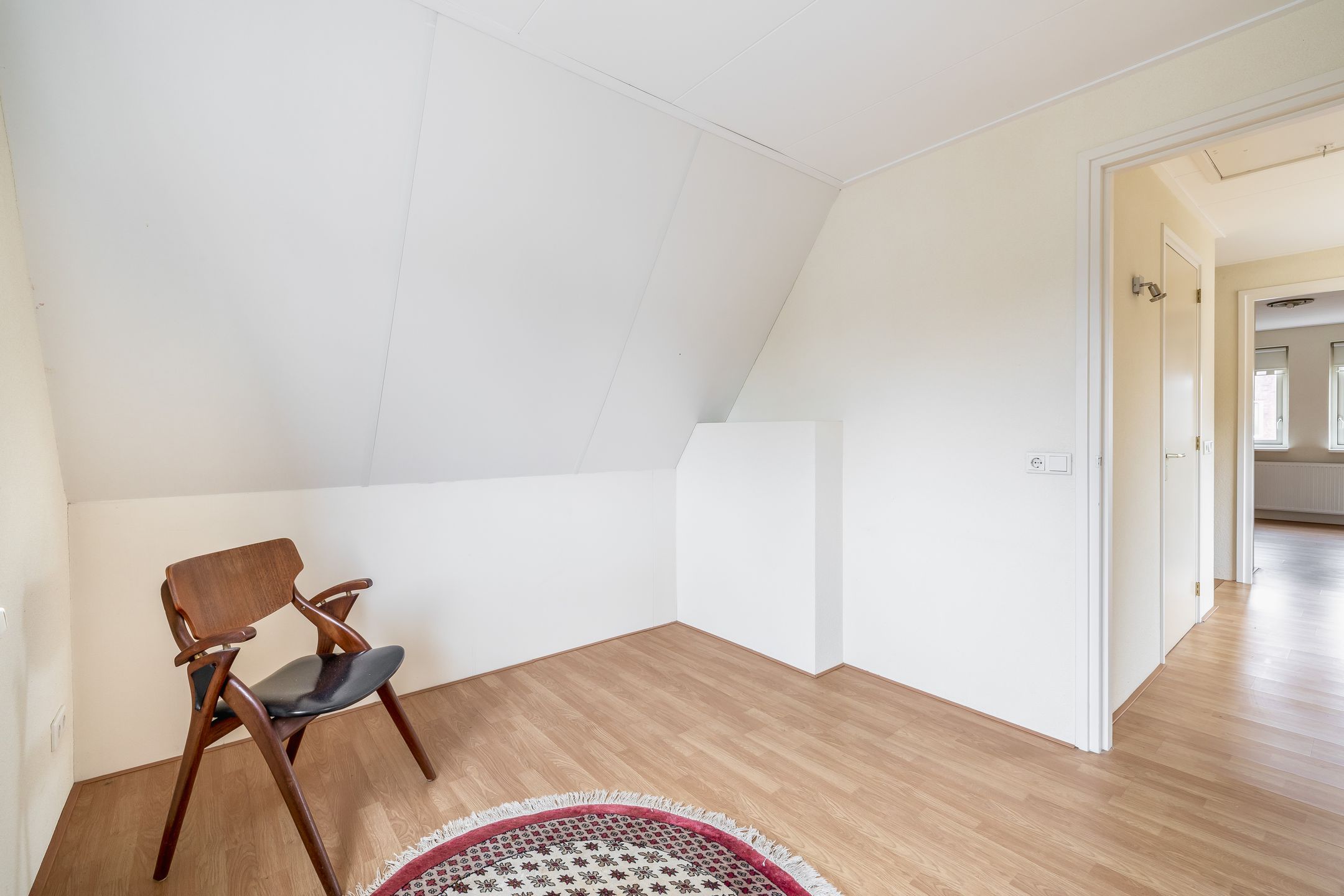 Photo 33 of Julianastraat 86