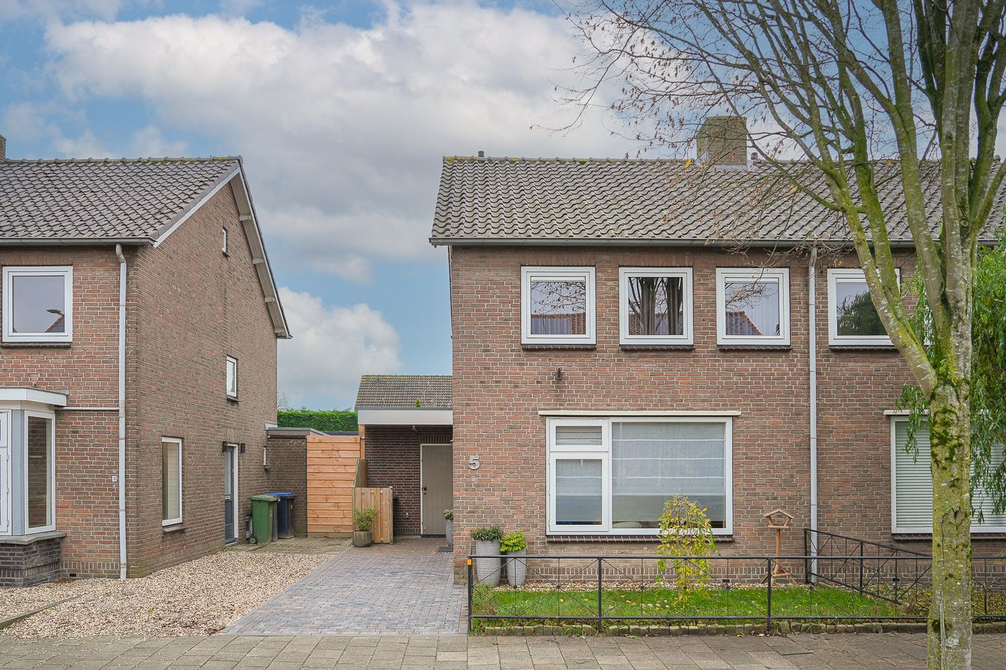 Foto 40 van Burg. van Goelst Meijerweg 5