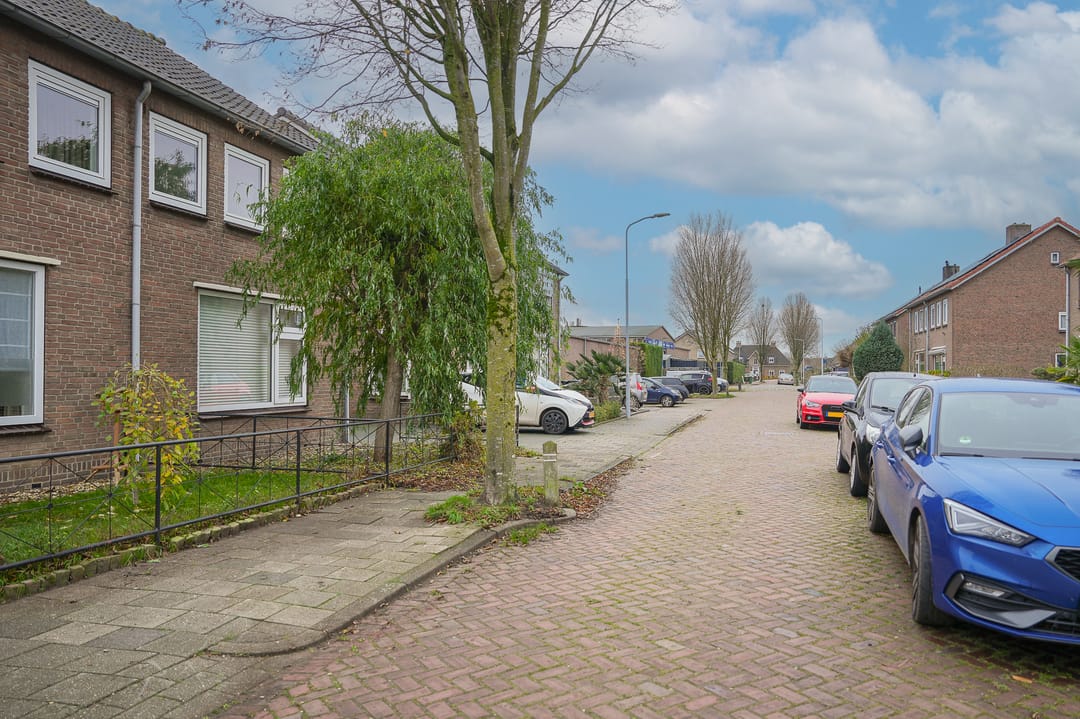 Foto 41 van Burg. van Goelst Meijerweg 5