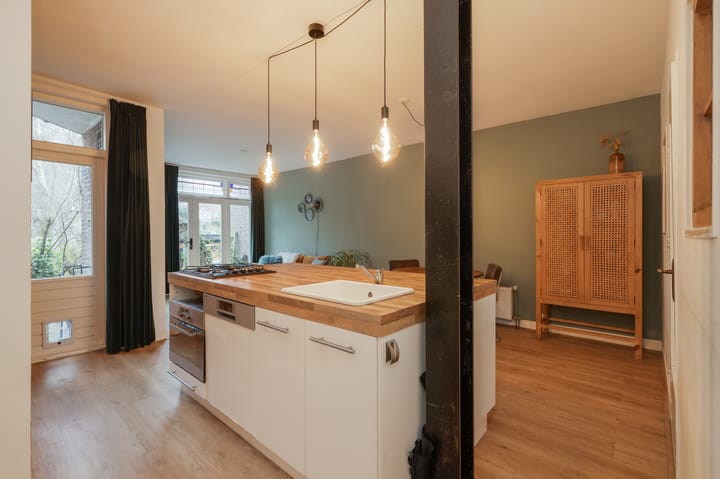 Photo 6 of Geertsemastraat 6-B