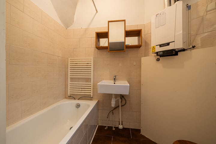 Photo 12 of Geertsemastraat 6-B