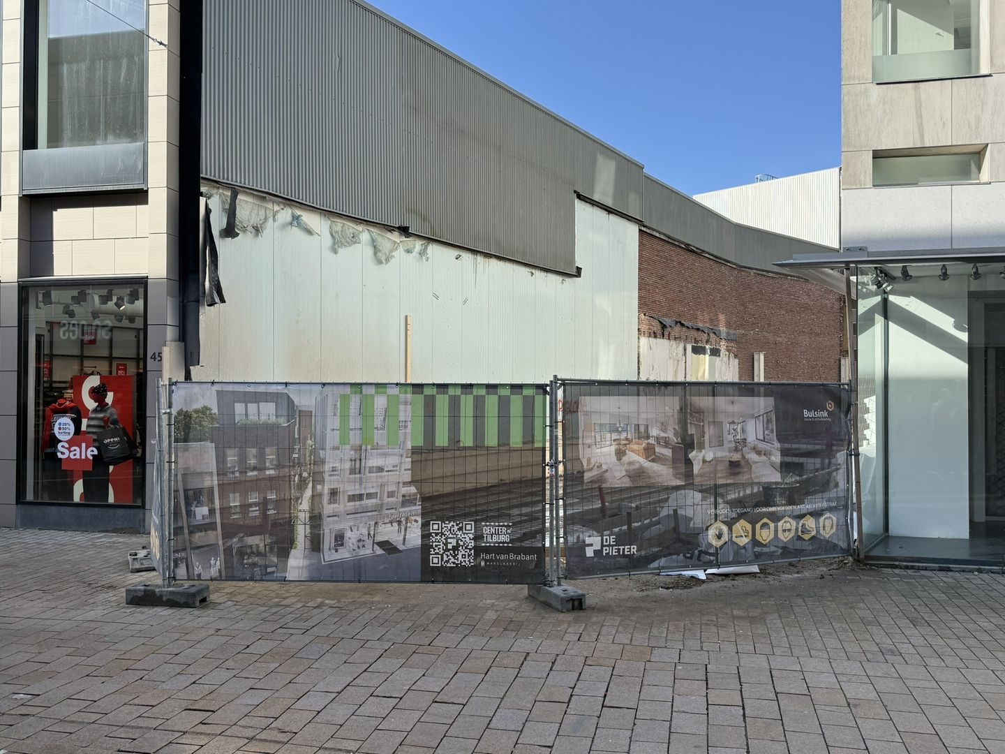 View photo 2 of Heuvelstraat 43