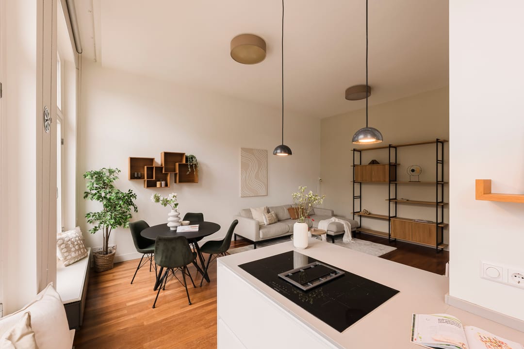 Foto 13 van Van Baerlestraat 15-2