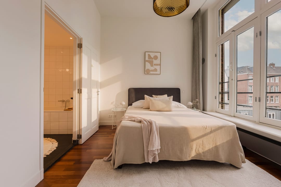 Foto 17 van Van Baerlestraat 15-2