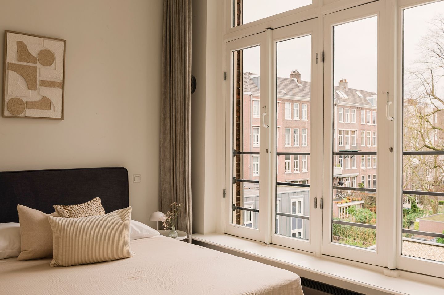 Foto 20 van Van Baerlestraat 15-2